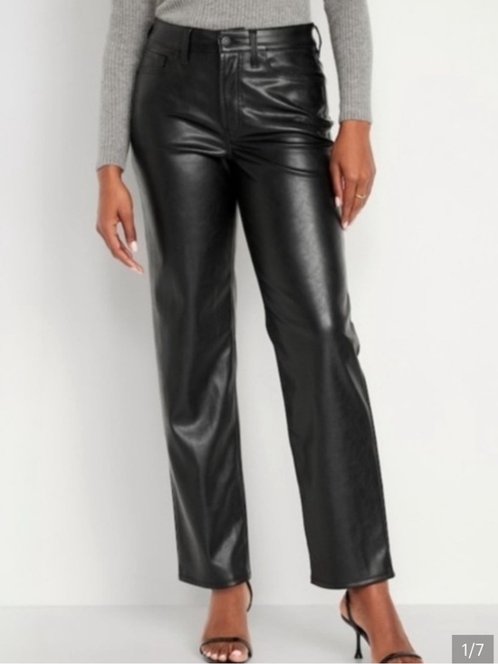 Old Navy Denim - Old Navy O.G. Loose High Rise Faux Leather straight leg pants size 6